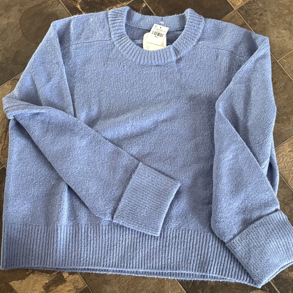 Abercrombie & Fitch Light Blue Crewneck Sweater